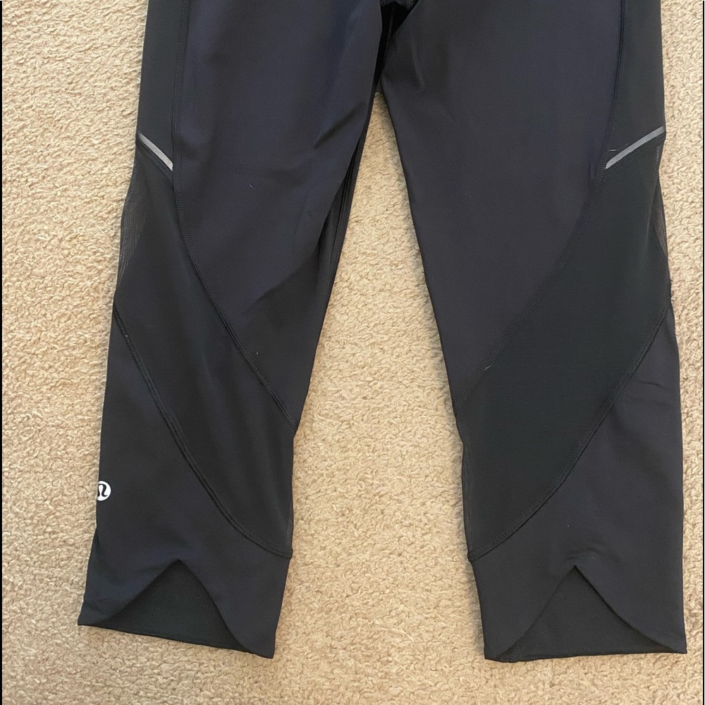 19” Lululemon Legging - Picture 4 of 6
